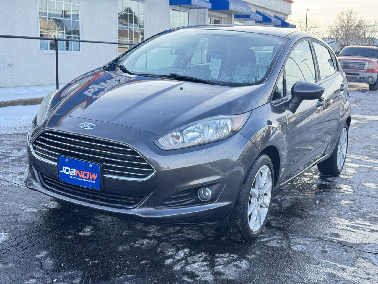 2019 Ford Fiesta SE's photo
