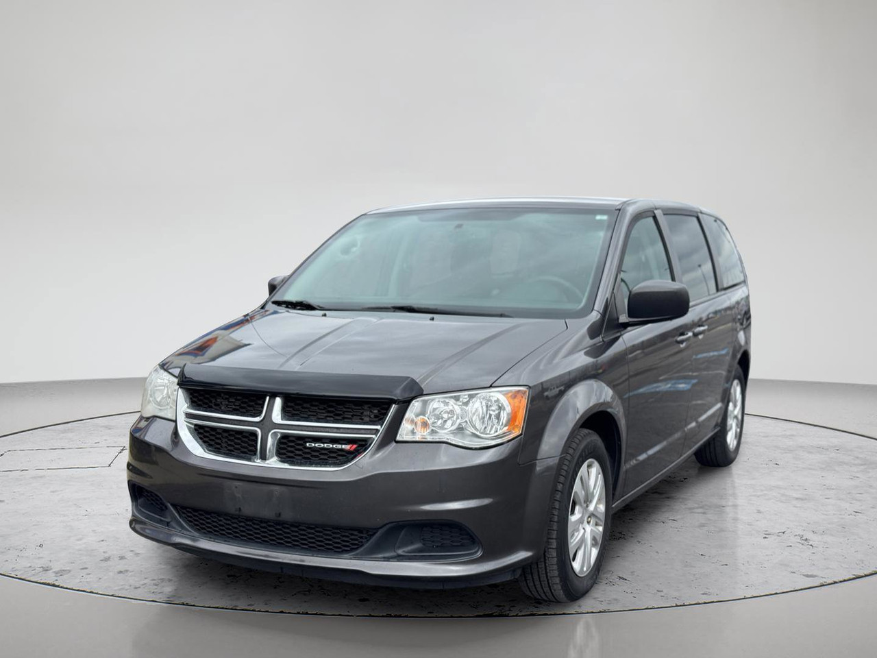 2018 Dodge Grand Caravan SE's photo