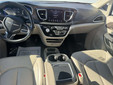 Chrysler Pacifica 2018 M8955
