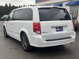 Dodge Grand Caravan 2017 M8515