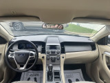 Ford Taurus 2017 M8516