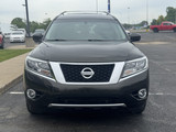 Nissan Pathfinder 2015 M8577