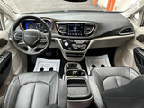 Chrysler Pacifica 2017 A11298