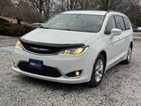 Chrysler Pacifica 2017 W3710