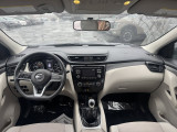 Nissan Rogue Sport 2017 M8813