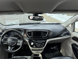 Chrysler Pacifica 2019 M8853