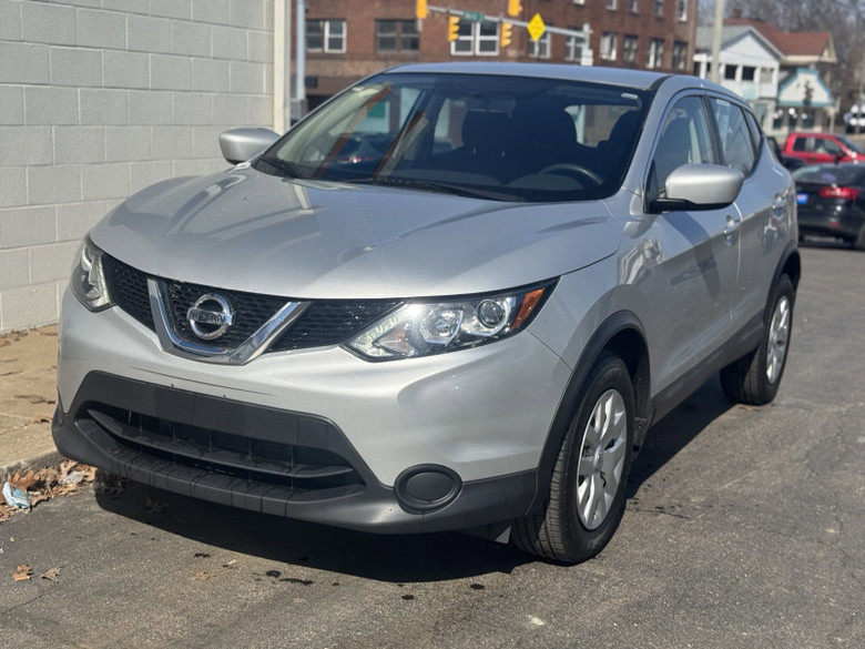 Nissan Rogue Sport 2017 M8501