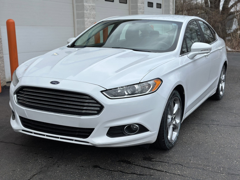 Ford Fusion 2016 M8394 Ford Fusion 2016 M8394