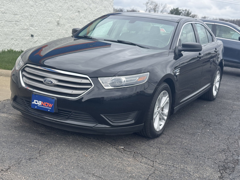 Ford Taurus 2017 M8516