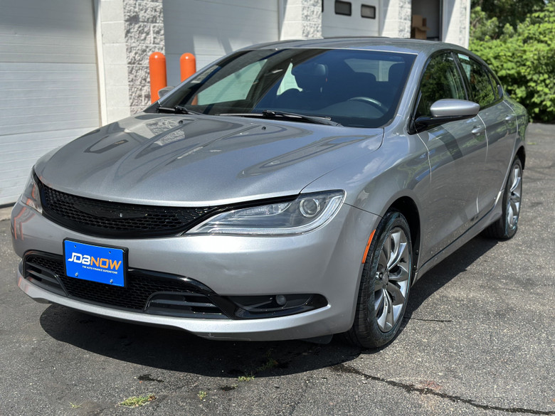Chrysler 200 2015 A11279