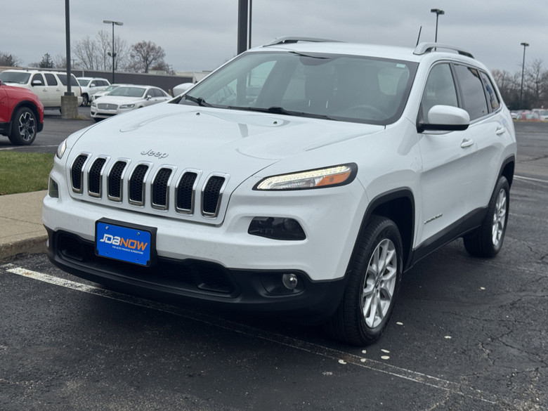 Jeep Cherokee 2017 M8758