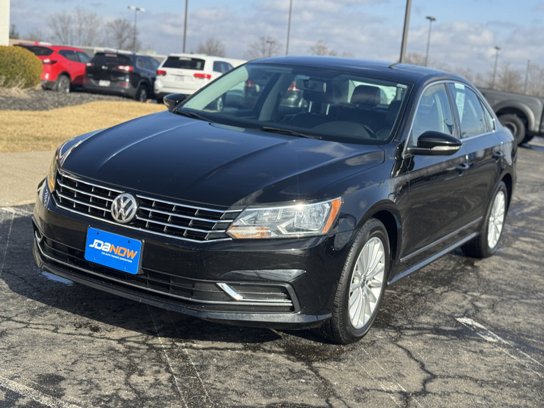 Volkswagen Passat 2016 M8883