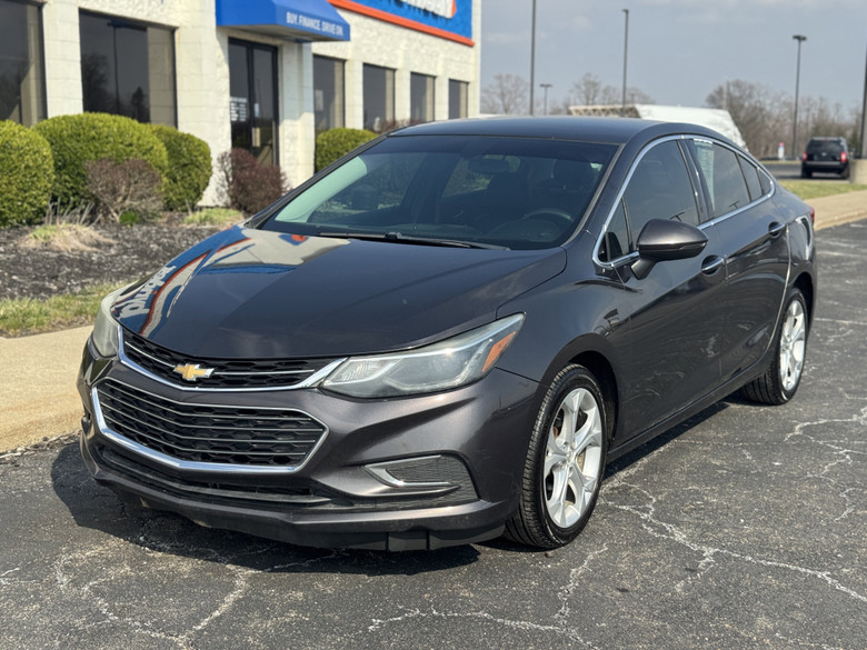 Chevrolet Cruze 2017 M8925