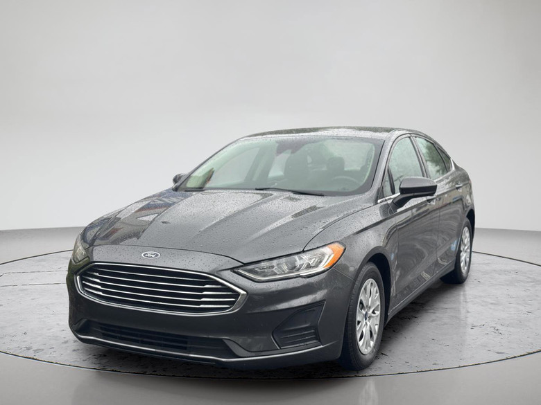Ford Fusion 2020 M8585