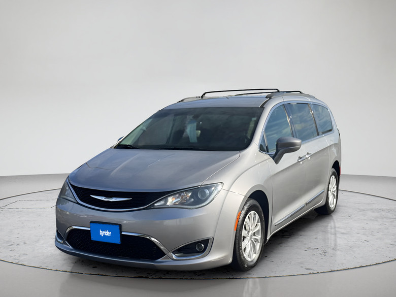 Chrysler Pacifica 2017 AM812