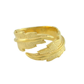LeiVanKash Gold Feather Midi Ring