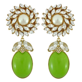 Ciner for Sophie Kelly Green Daisy Earrings