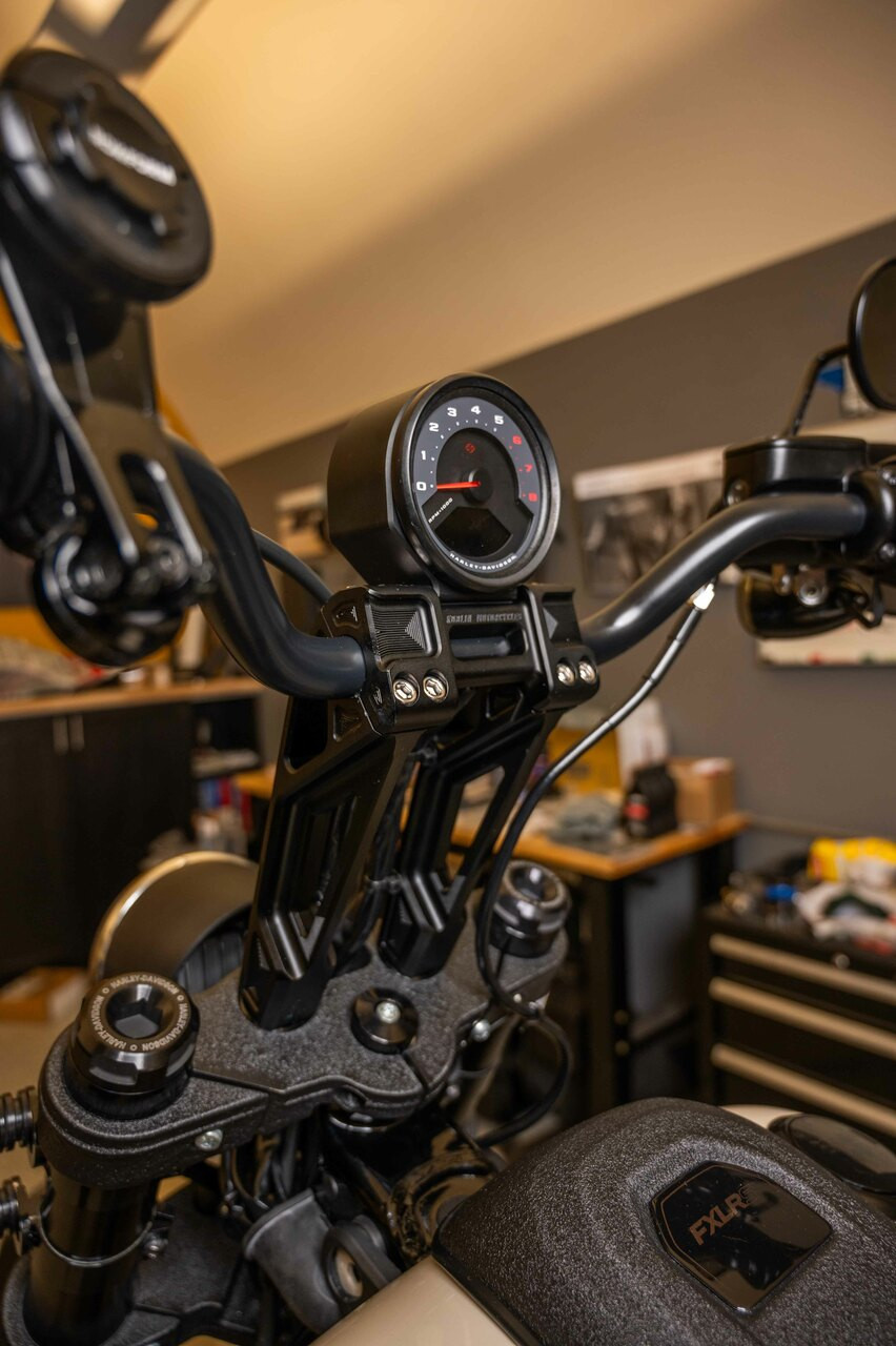 【ryu】KODLIN ファストバックライザー Kodlin Fastback Risers 10“ For M8 Lowrider S and 2025-up
