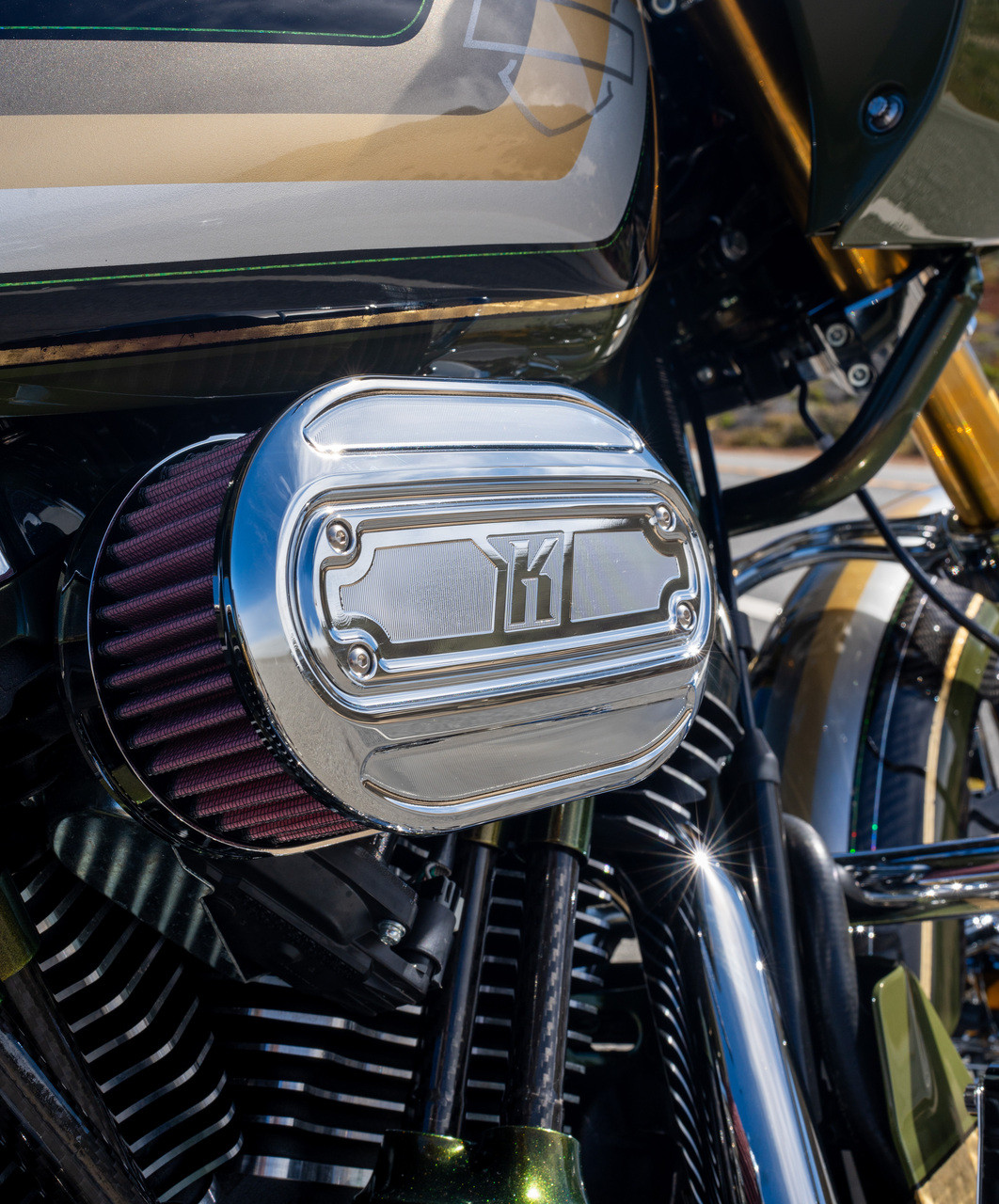 Kodlin Oval Air Cleaner – Chrome – for 2023.5-Up Harley-Davidson