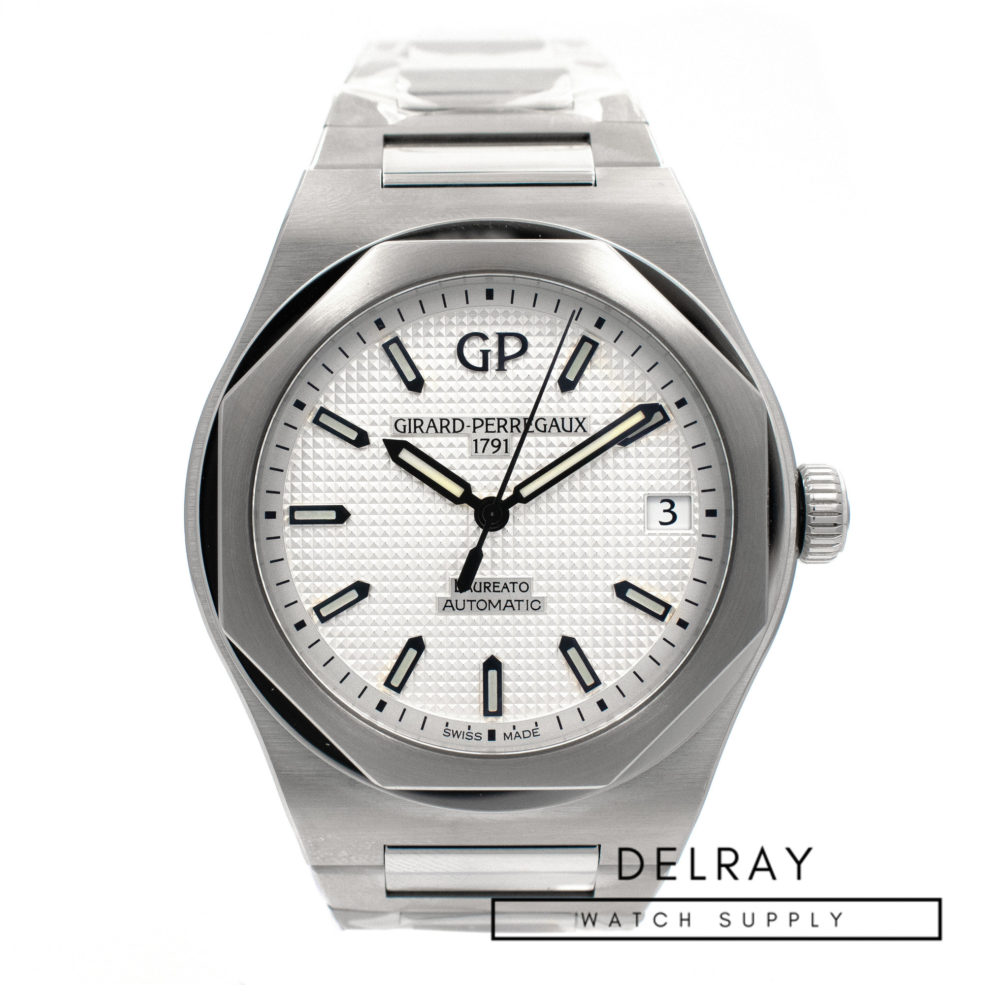 Girard Perregaux Laureato White Dial *UNWORN*