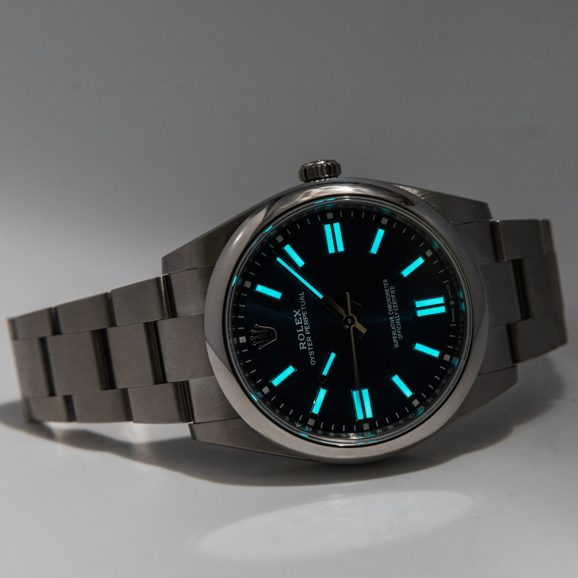 Rolex Oyster Perpetual 124300 *UNWORN* *Blue Dial 41mm* *2020*