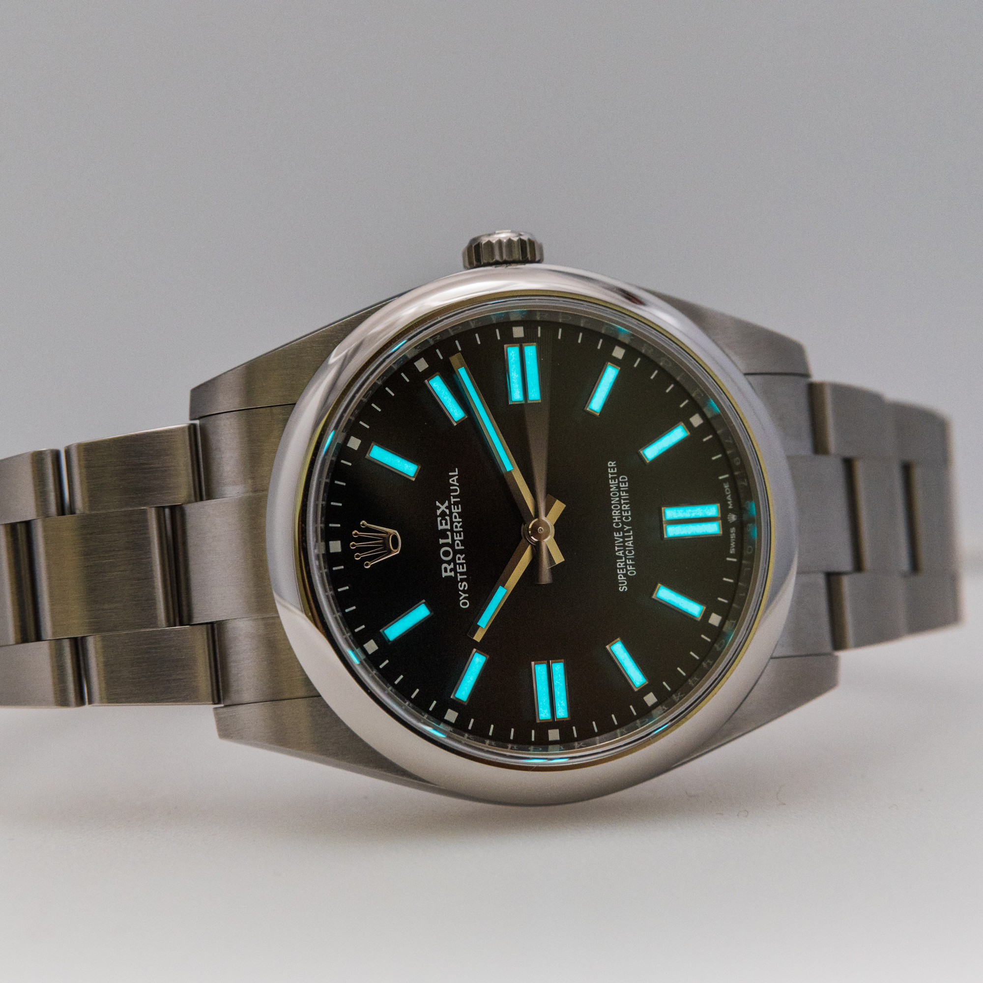 Rolex Oyster Perpetual 41 124300 *UNWORN* *2021* *Black Dial*