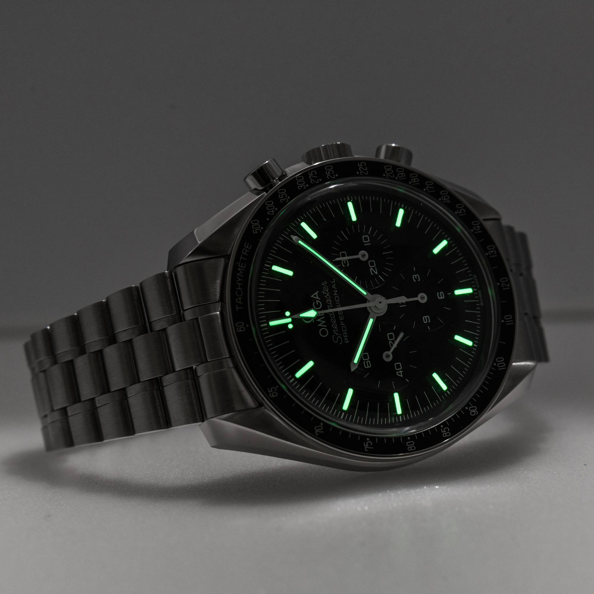 Omega Speedmaster Professional Moonwatch *UNWORN* *2021*