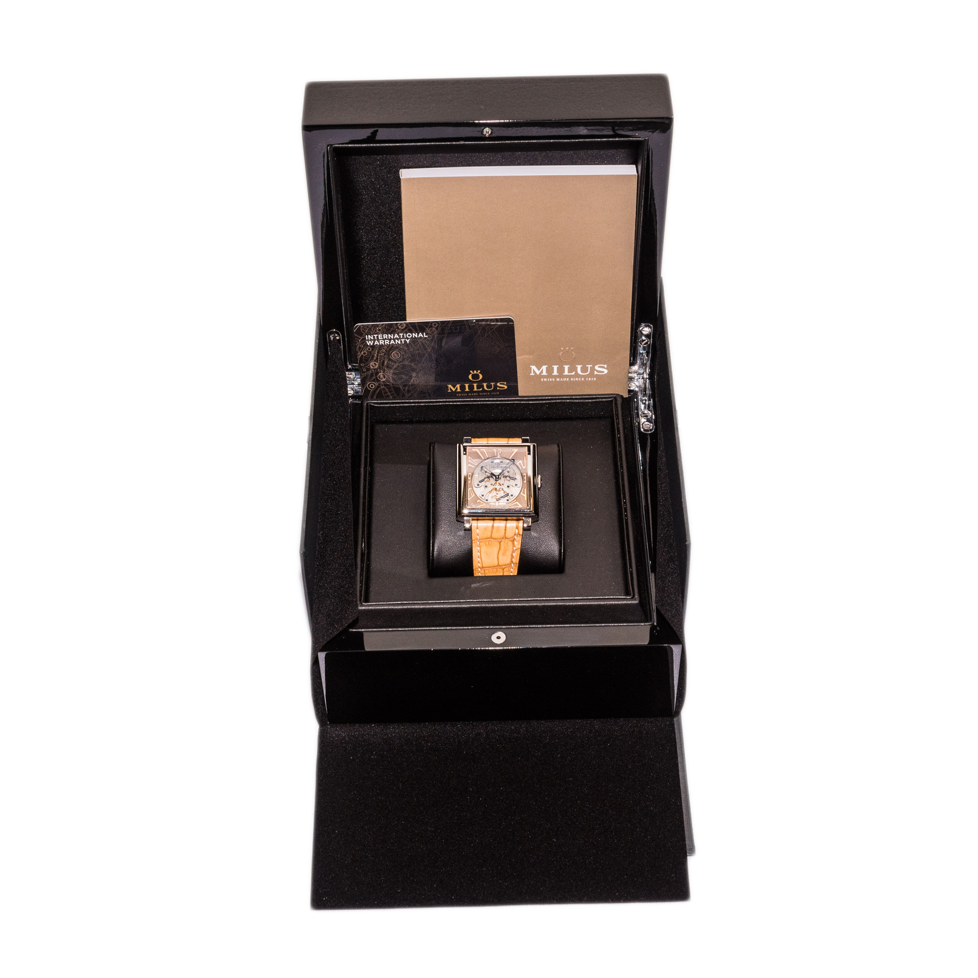 Milus Herios TriRetrograde *UNWORN* *Box and Papers*