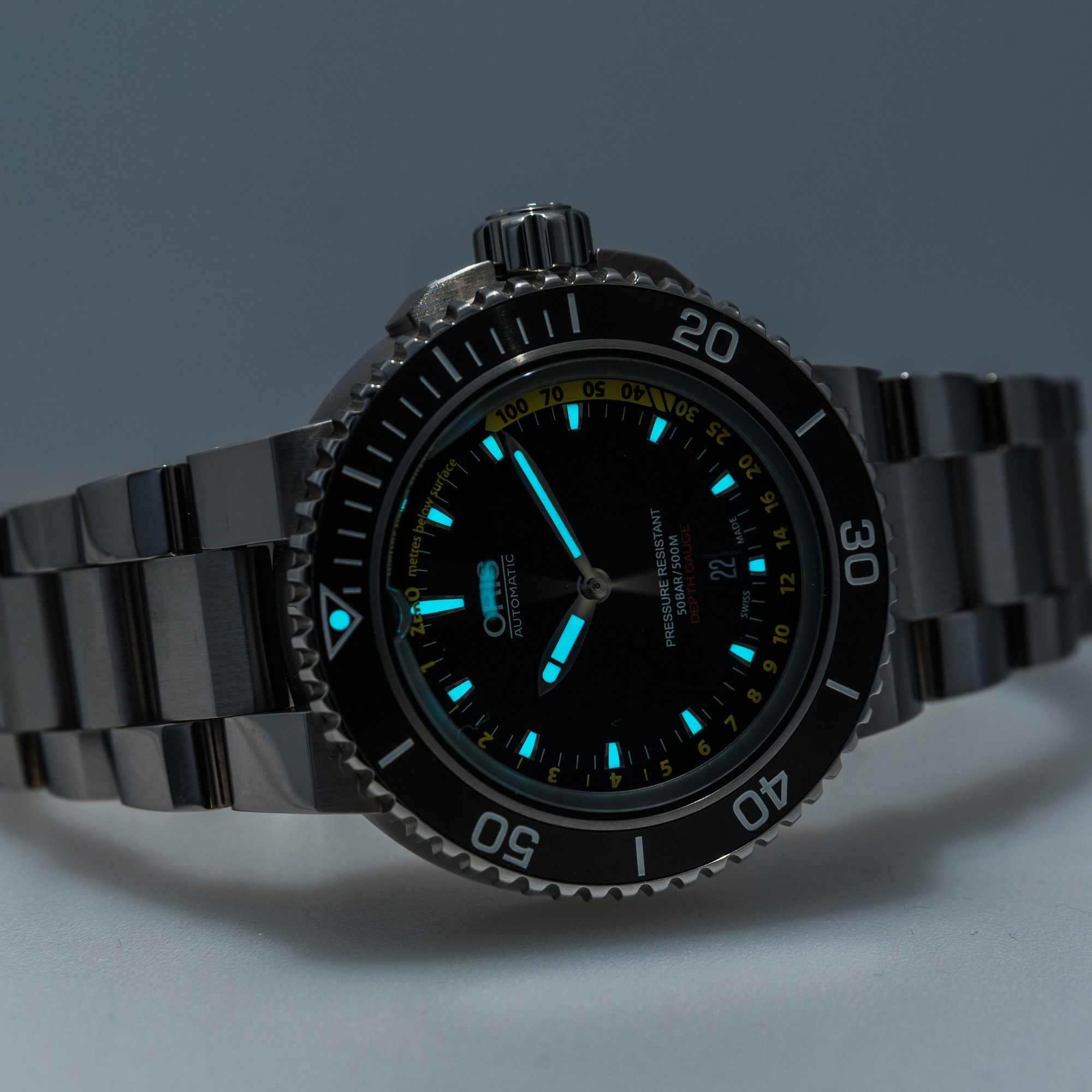 Oris Aquis Depth Gauge