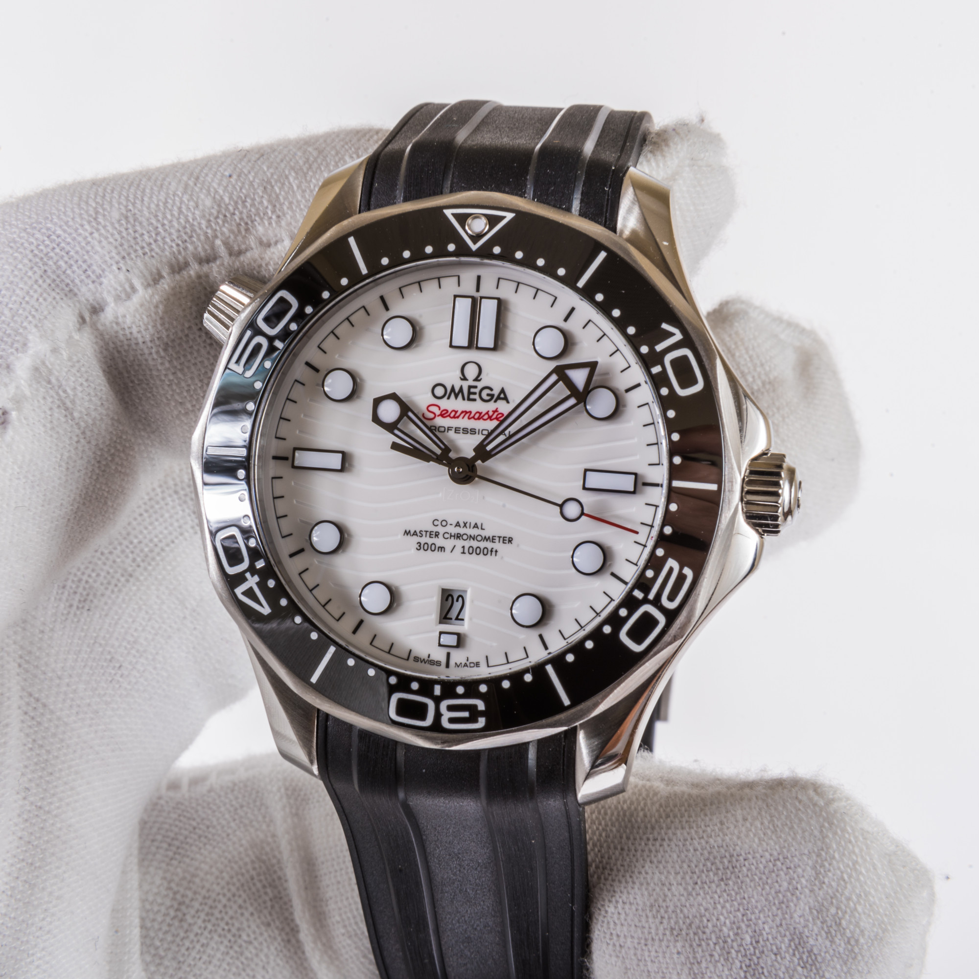 Omega Seamaster Diver 300M Co-Axial Master Chronometer