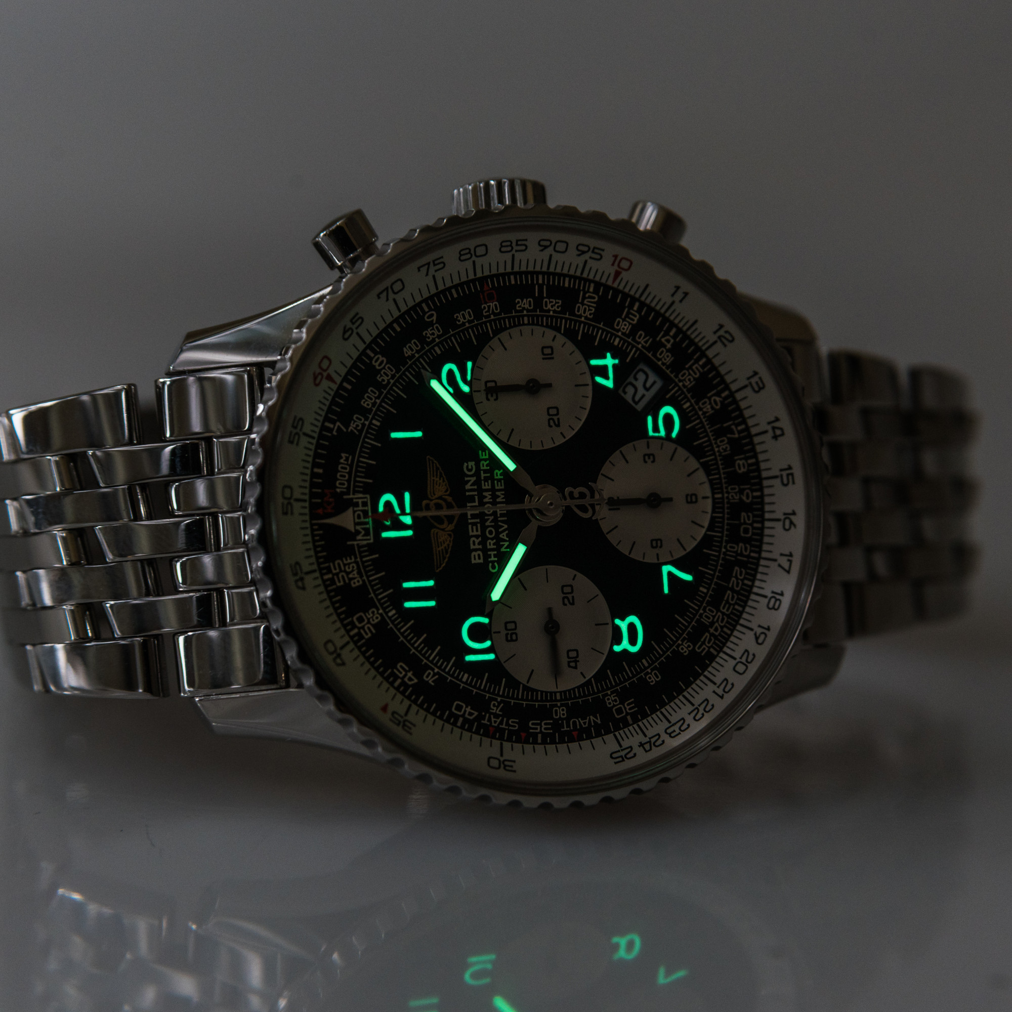 Breitling Navitimer A23322