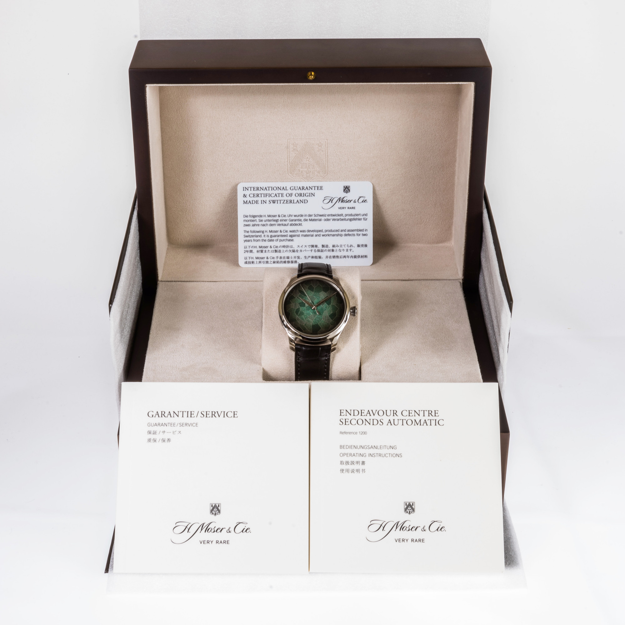 H Moser Endeavour Centre Seconds 'Mosaic Green fumé dial' *Limited Edition* *2022* *UNWORN* *WIRE ONLY*