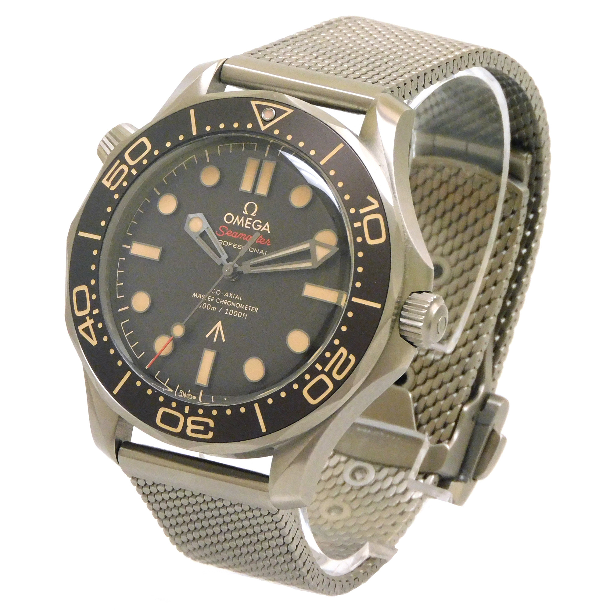 Omega Seamaster Diver 300m 007 Edition Titanium *2021* - Inventory 3383