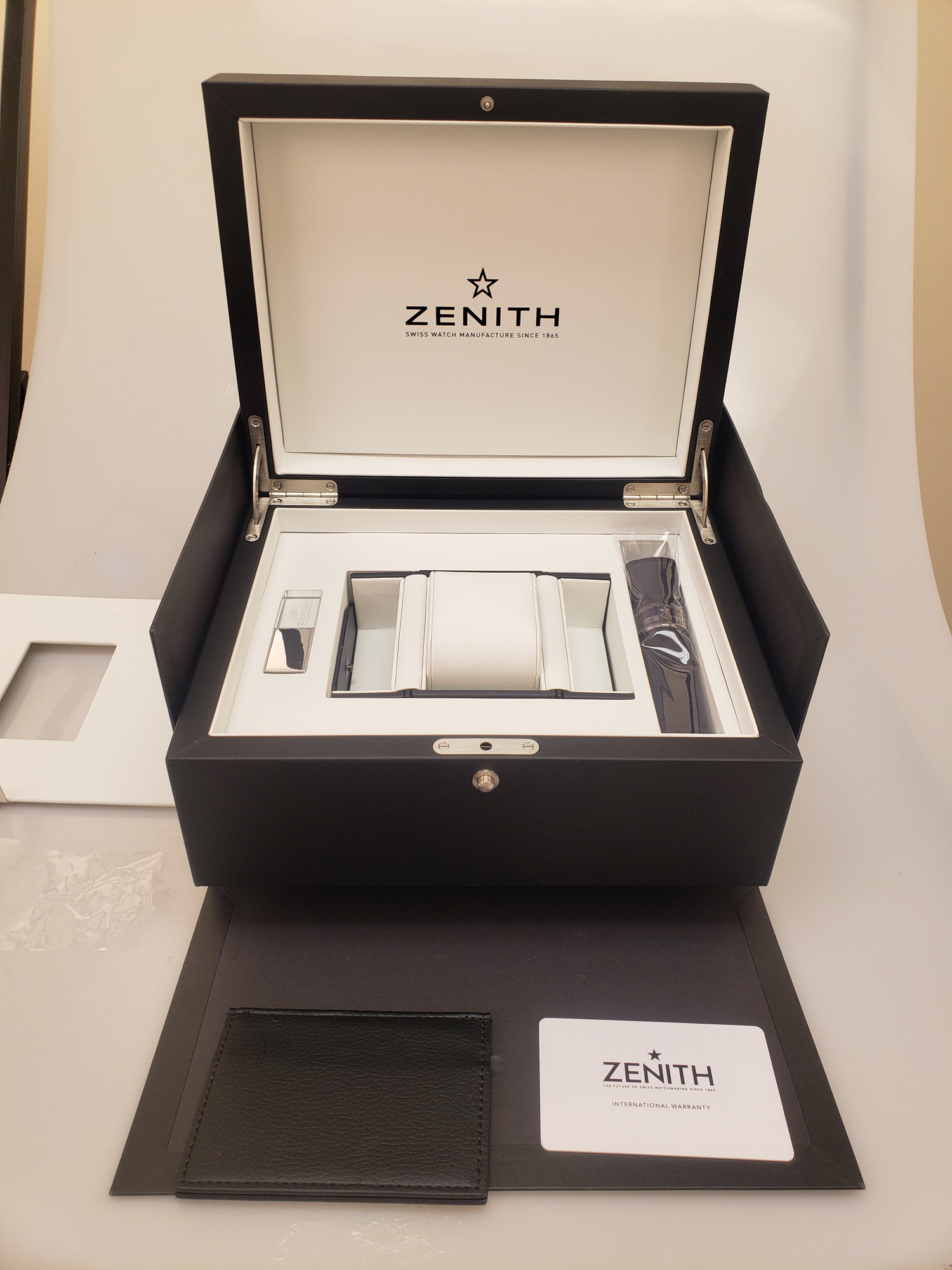 Zenith Chronomaster Sport El Primero 3600 41mm *2022* - Inventory 4111