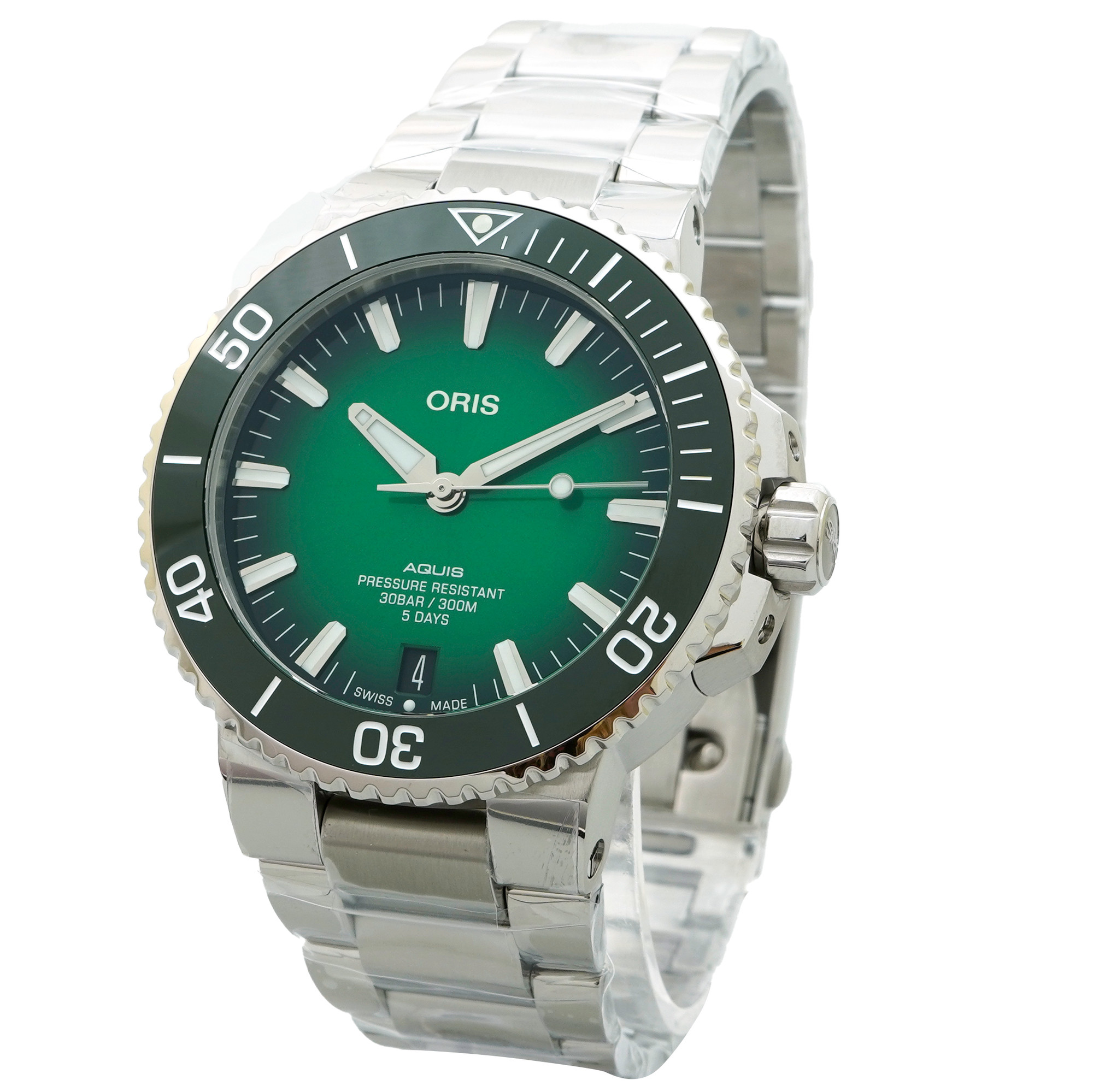 Oris Aquis Date Caliber 400 *Green Dial* *Unworn* - Inventory 4515