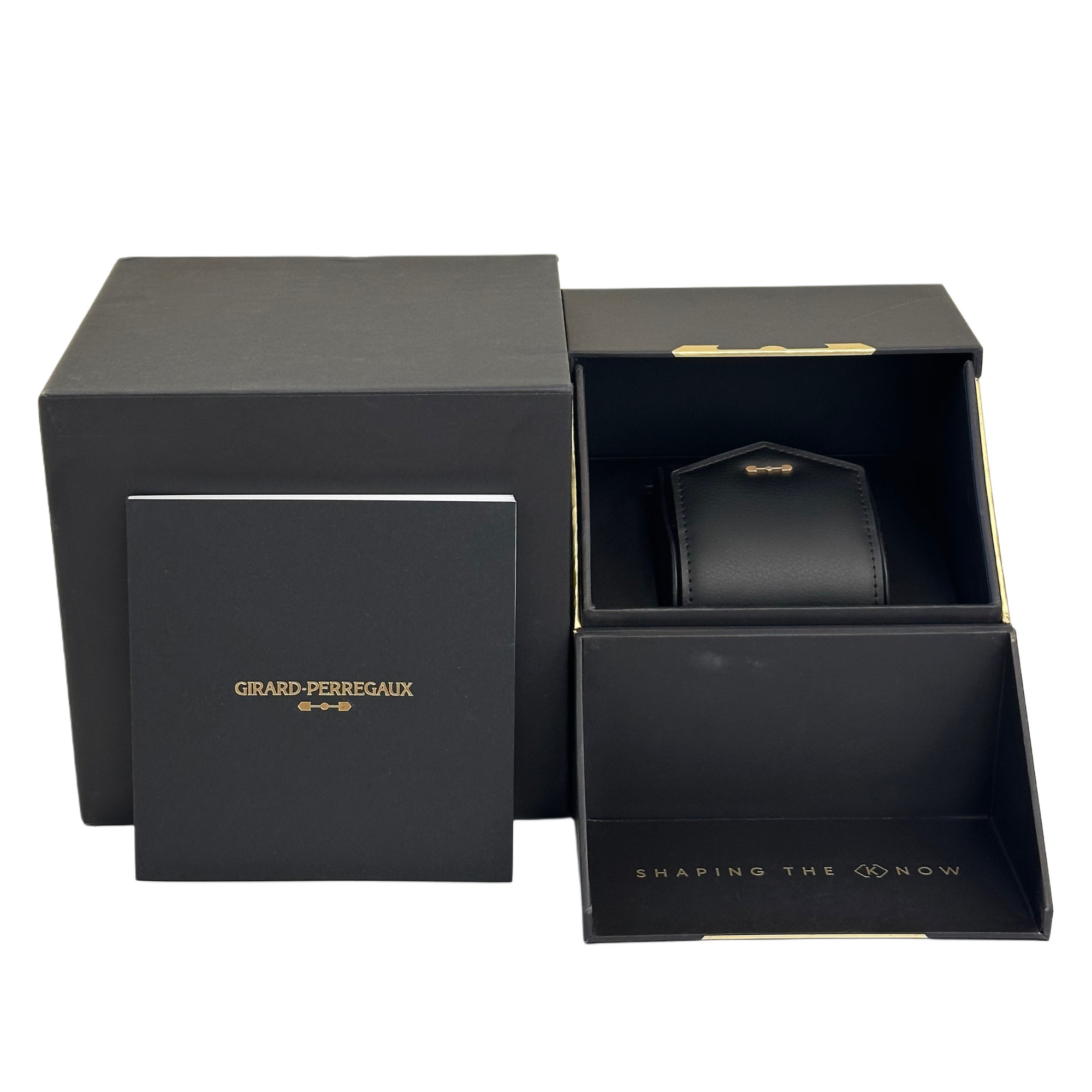 Girard Perregaux Laureato 42mm 81010-11-3153-1CM *Green Dial* *2023* - Inventory 6013 *ON HOLD*