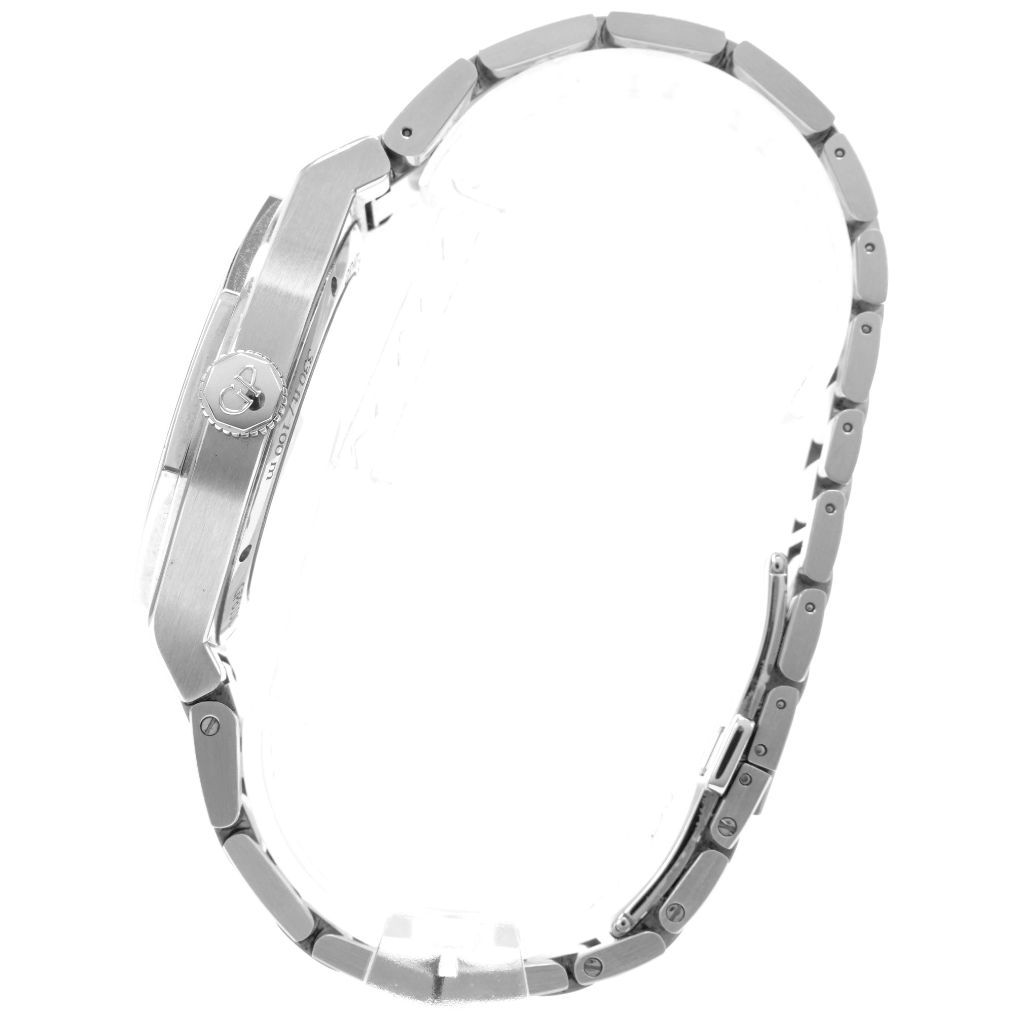 Girard-Perregaux Laureato 42mm 81010-11-131-11A *2023* - Inventory 6080