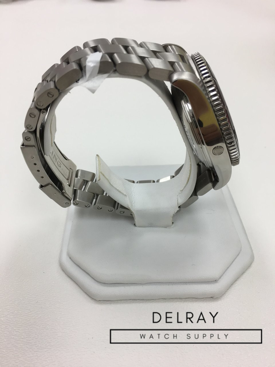 Breitling Superocean 44