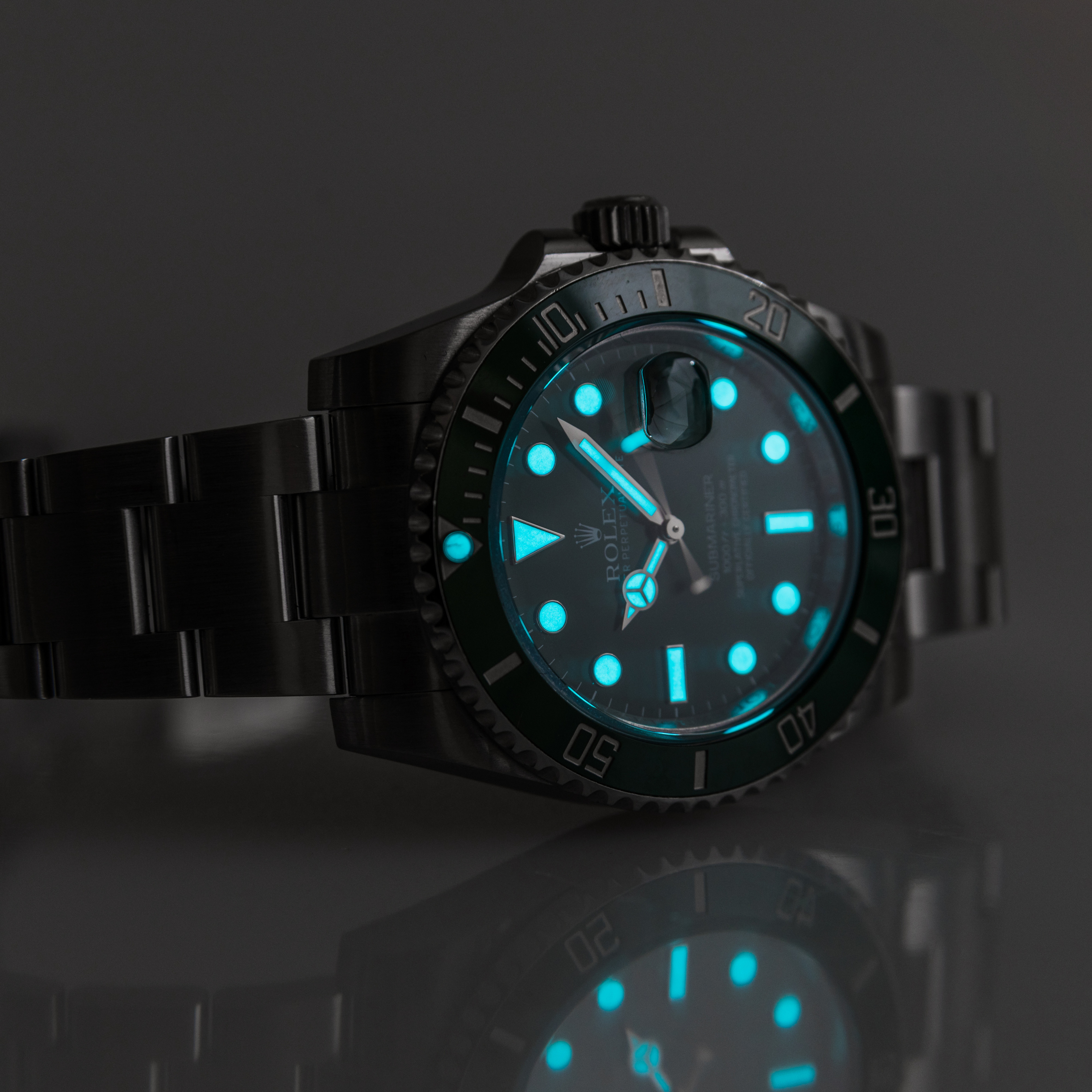 Rolex] The Hulk glows : r/Watches