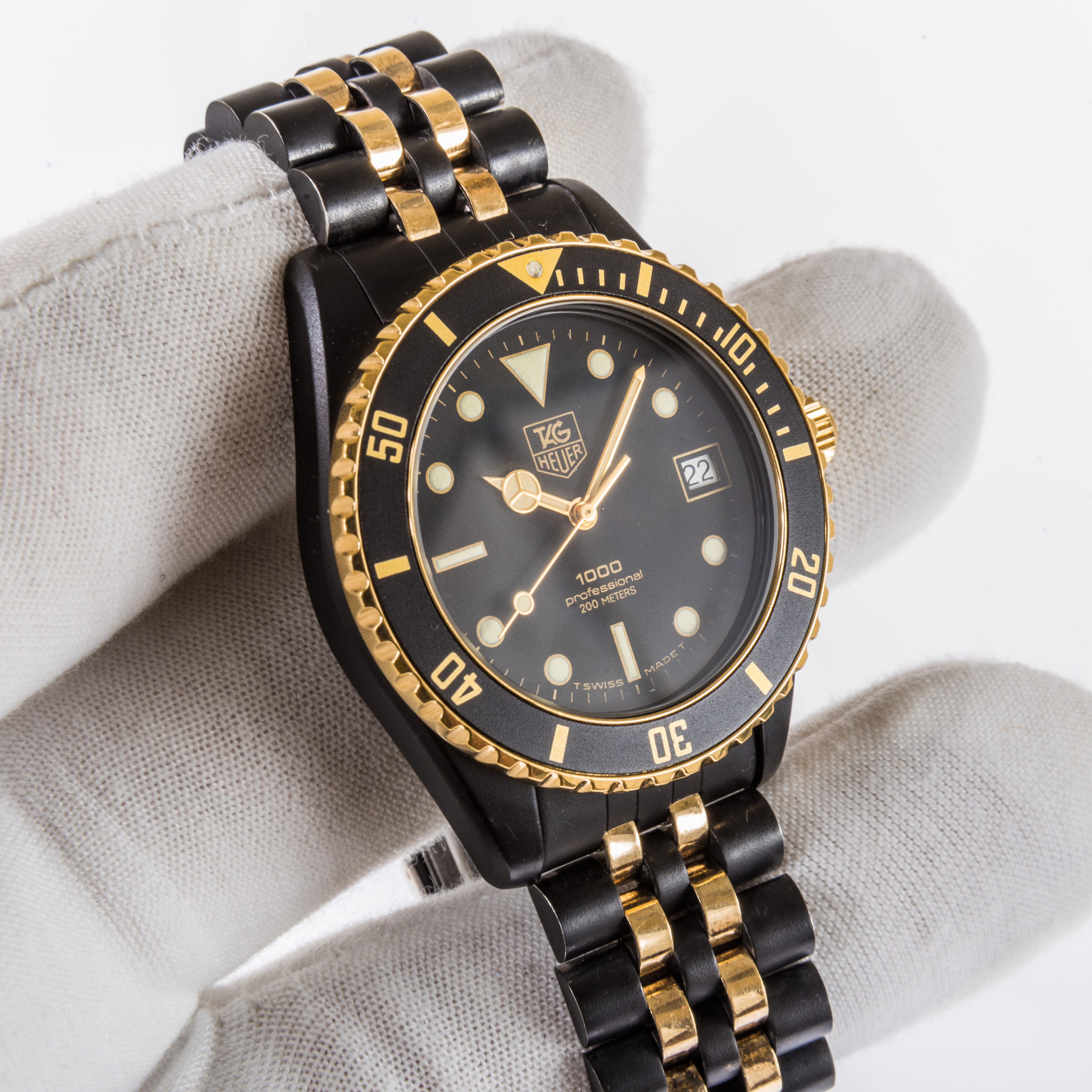 ○○TAG HEUER 1000 PROFESSIONAL 200m 腕時計 980.020B ジャンク