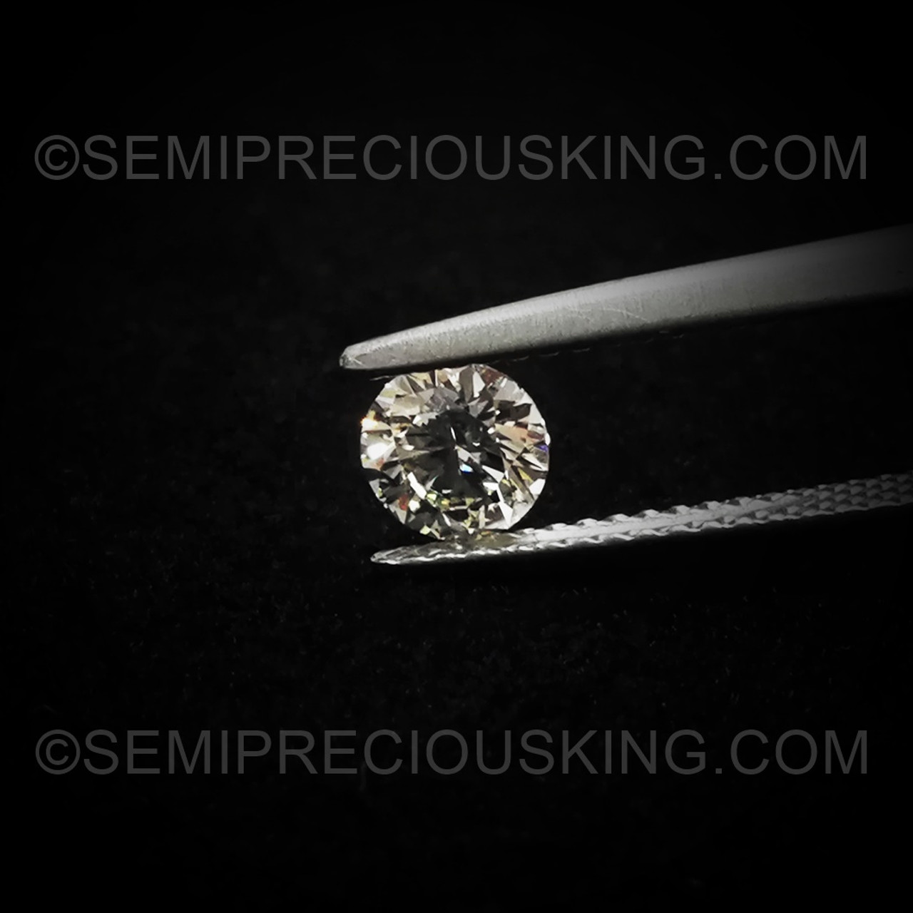 5 mm round diamond