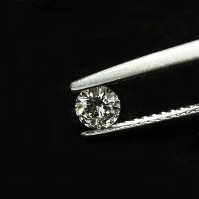 4 mm 1 PC Round Brilliant Cut Solitaire VS