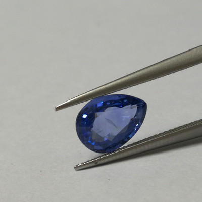 Blue Sapphire Natural Certified 1.29 Carats Pear Facet Cut VS Clarity Cornflower Blue Color Loose Gemstone