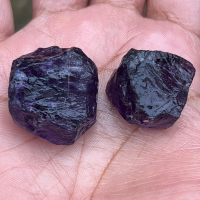 Natural Amethyst Rough 136.28 Carat 2 pcs Royal Purple Color Loose Uncut Gem Rocks