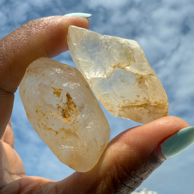 White Topaz Natural Uncut Rough VS Clarity Birthstone 204.5 Carat Earth-mined Gemstone Healing Energy Raw Rock
