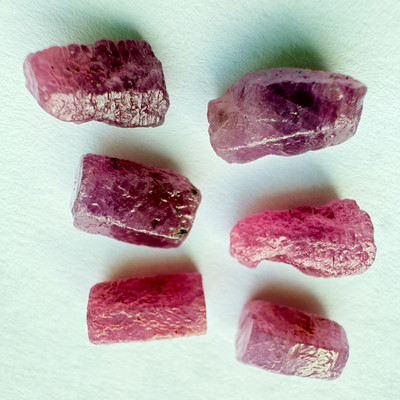 Natural Ruby Uncut Earth mined Rough Unheated 24 Carats 6 Pcs Pink Color Guinea Mines Raw Gemstone July Birthstone