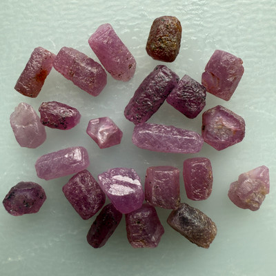 Natural Ruby Uncut Earth mined Rough Unheated 44.05 Carats 22 Pcs Pink Color Guinea Mines Raw Gemstone Jewelry Making
