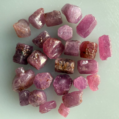 Natural Ruby Uncut Earth mined Rough Unheated 86.25 Carats 25 Pcs Pink Color Guinea Mines Healing Chakra Energy Raw Gemstone