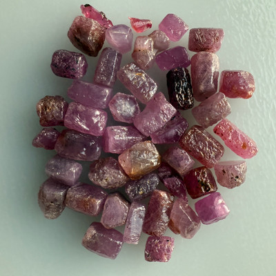 Natural Ruby Uncut Earth mined Rough Unheated 103.3 Carats 42 Pcs Pink Color Guinea Mines Raw Gemstone Wire Wrapping