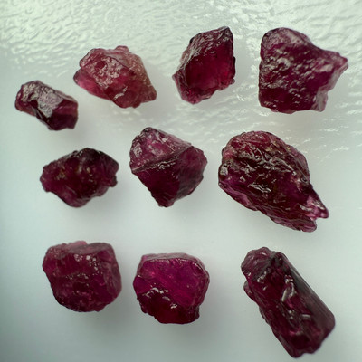 Natural Rubellite Earth mined 26.95 Cts Uncut rough 10 PC Deep Raspberry Color 11-8L/8-7W mm VVS Clarity Rough Gemstone
